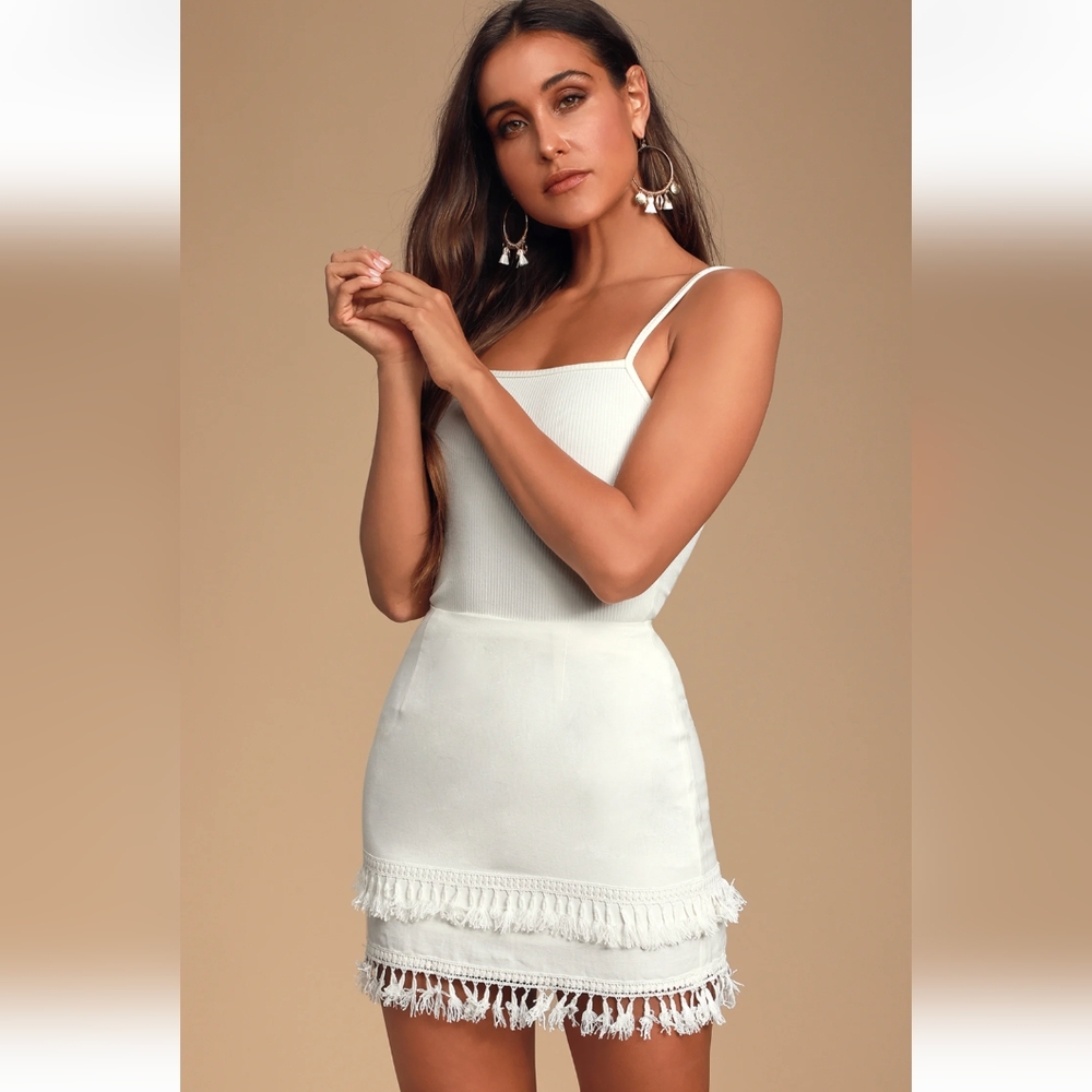 Lulus Sekera Ivory Tassel Mini